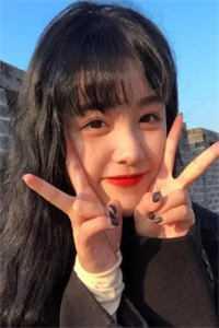 女主叫秦悠悠的